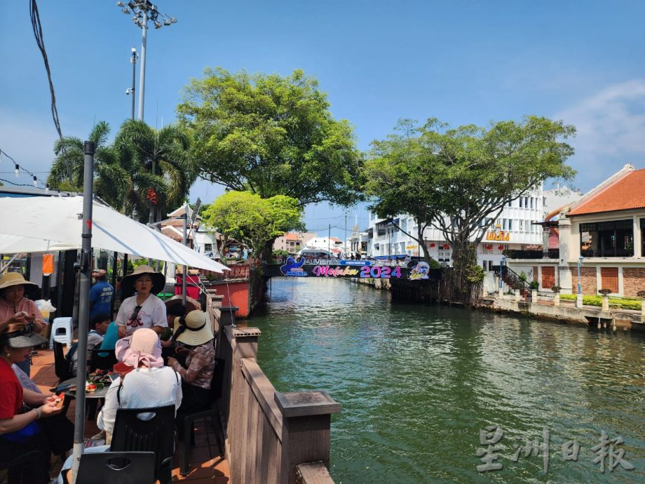 （古城第四版主文）林朝雁：红屋区亭子无法收纳，破坏红屋区原有面貌