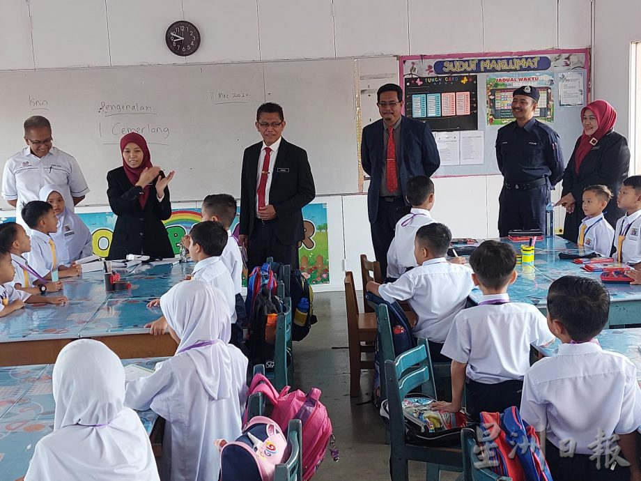 (古城)罗斯里阿都拉:教局计划在全甲更多的小学设立学前教育班