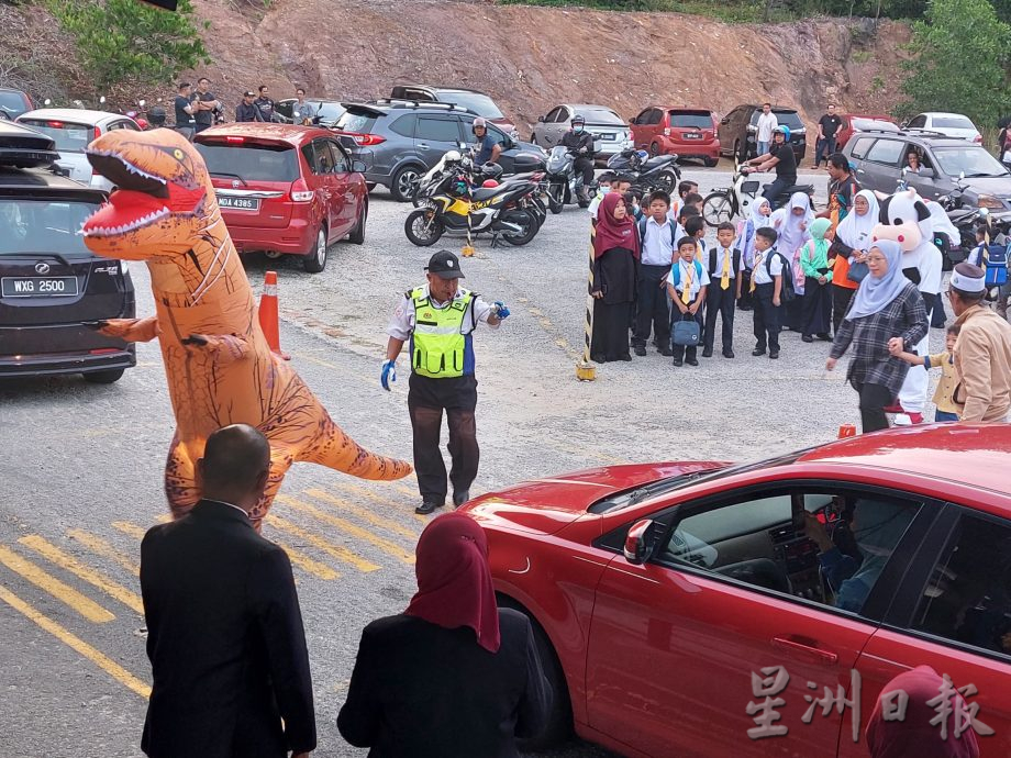 (古城)罗斯里阿都拉:教局计划在全甲更多的小学设立学前教育班