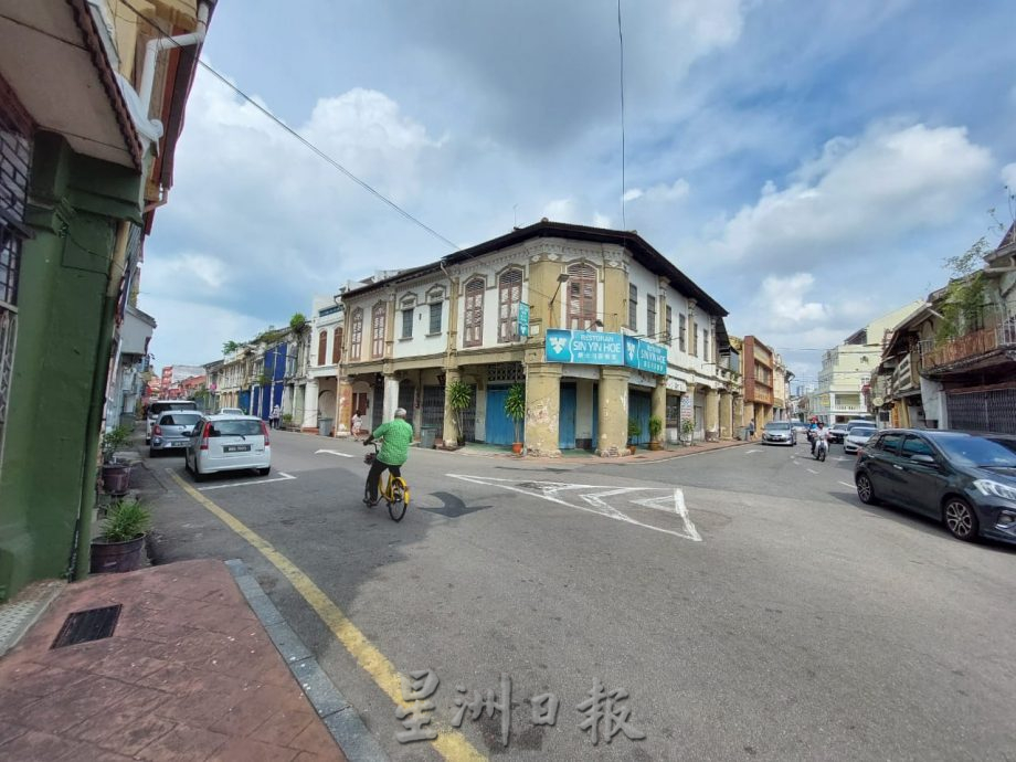 （古城p2头条 ）39商家签名向市政厅请愿取消吉灵街永久性改道