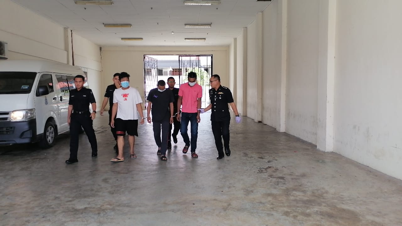 （大北马）3抢匪砸窗行窃案：华男司机被控疏忽致死罪，落网匪徒被控抢劫罪