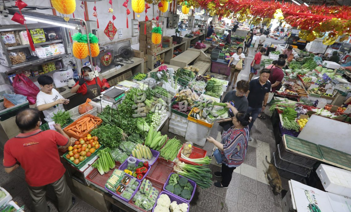 (已签发)柔:【特稿】本地叶类蔬菜大唱丰收菜价跌,消费者吃便宜菜