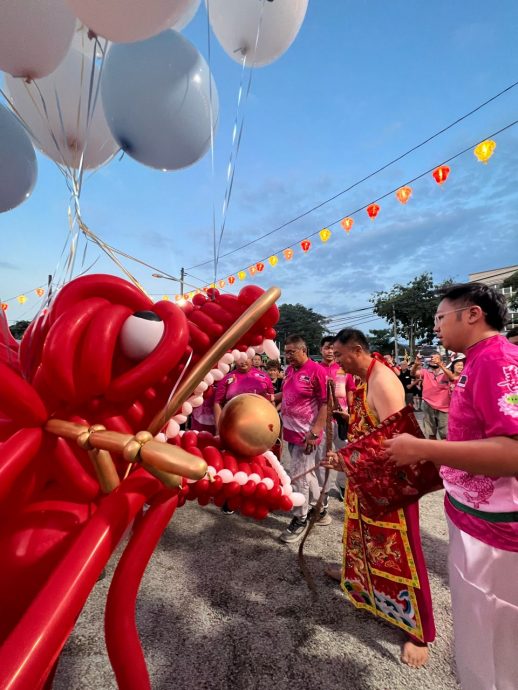 （已签发）柔：峇四海龙王大伯公庙捞鱼生，3000善信热烈参与