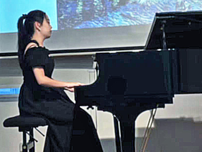 (已签发)柔:狮城二三事:回校练琴途中过马路遭撞骨折,艺校生轮椅代步