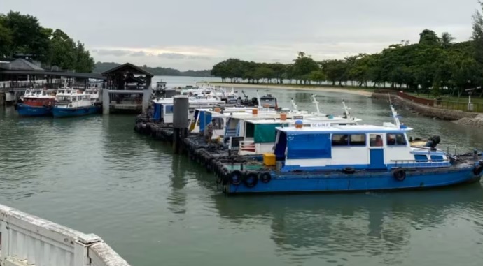 (已签发)柔:狮城二三事:坐舢板中途跳海游至岸边 印尼男三度偷渡入境狮城被判刑