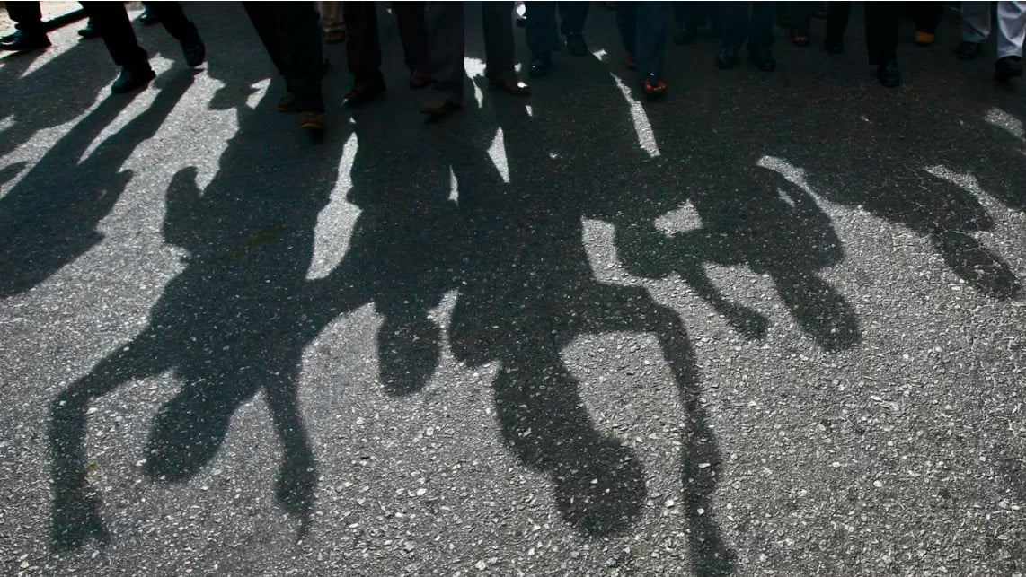 (已签发)柔:狮城二三事:少年甫中学毕业罪行累累,法官训话:“你看起来就像个流氓”