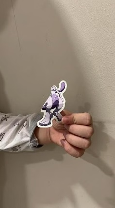 技师申诉 8岁儿遭同学踢腰吐口水