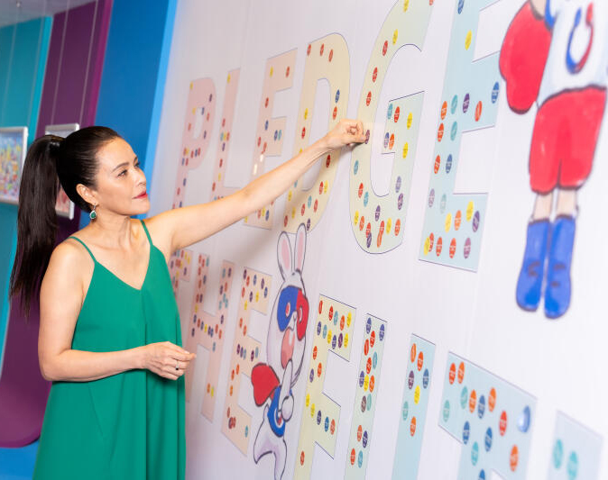 （已签发）柔：狮城二三事：郑惠玉和向云立健康誓约 打击保健假消息