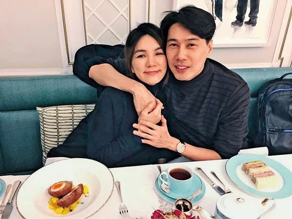 Ella闻虐童案泛泪 挑保母看重这一点