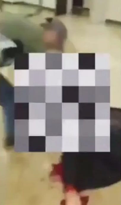 IS公布枪手第一视角画面 开枪扫射人群 男子遭割喉