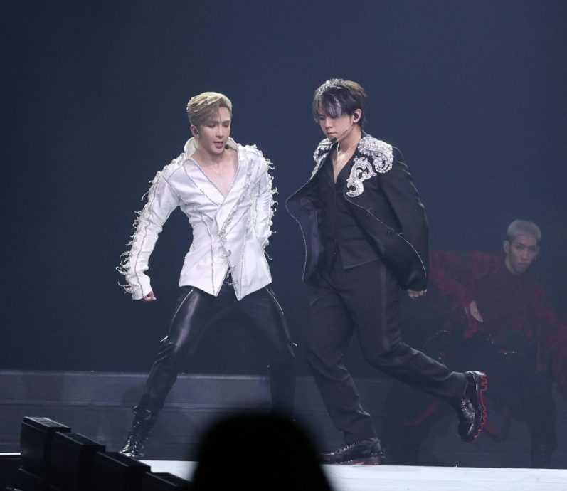 MIRROR大马巡演撞期王菀之  428唱进亚通体育馆