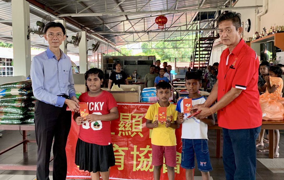 NS波德申/朱湖州议员与丹C五显宫体育协会探访孤儿院