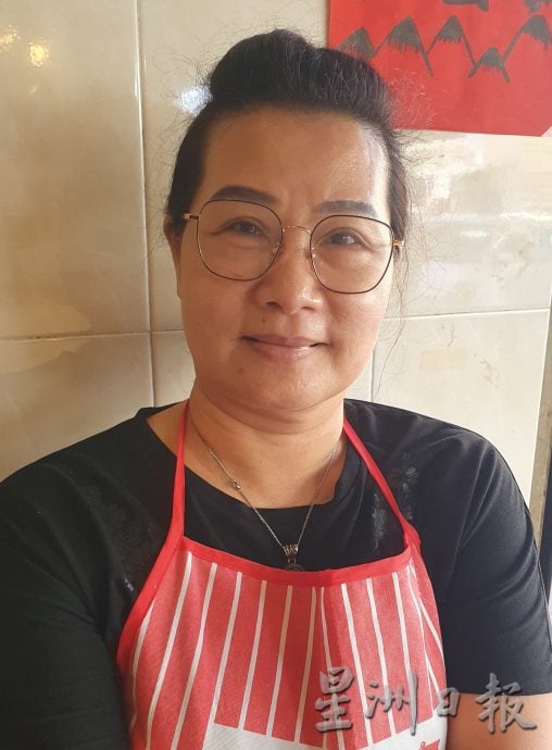 “线上支付”诈骗手法层出不穷 餐饮业者安装“报价机”防诈