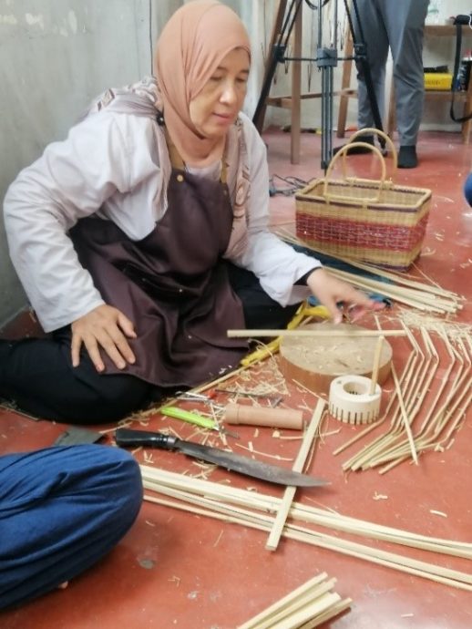 我们∕跨族跨文化跨界 缔师徒情传承工艺