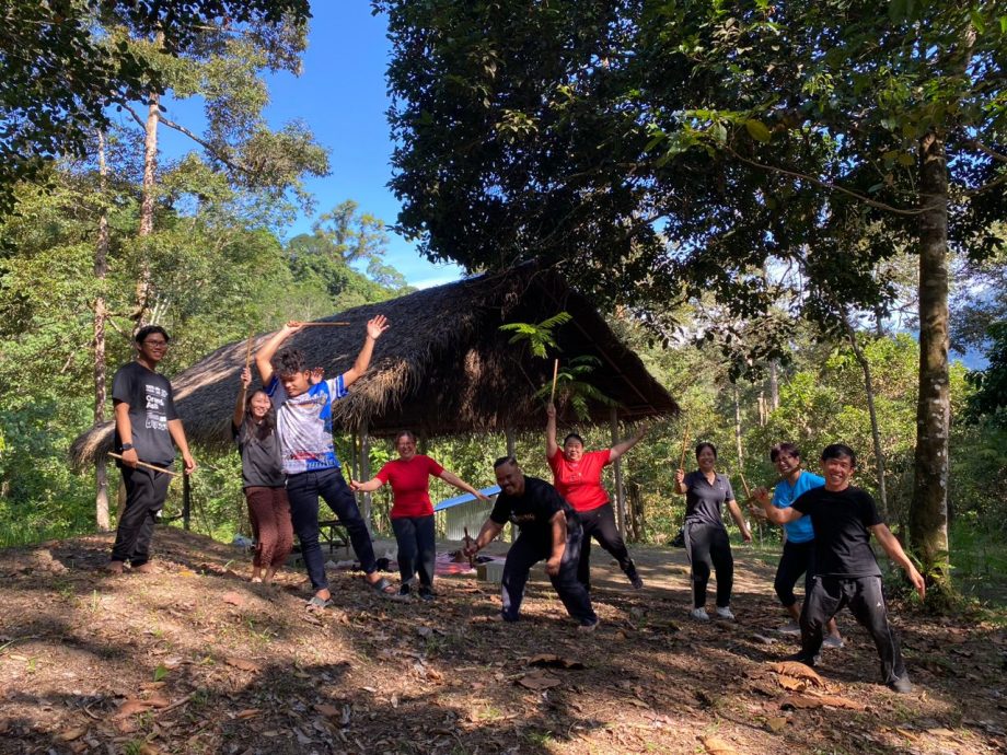 我们∕跨族跨文化跨界 缔师徒情传承工艺