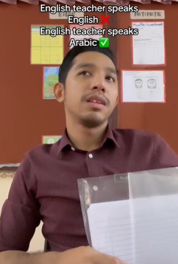 27岁马来男教师掌握6种语言 精通中文