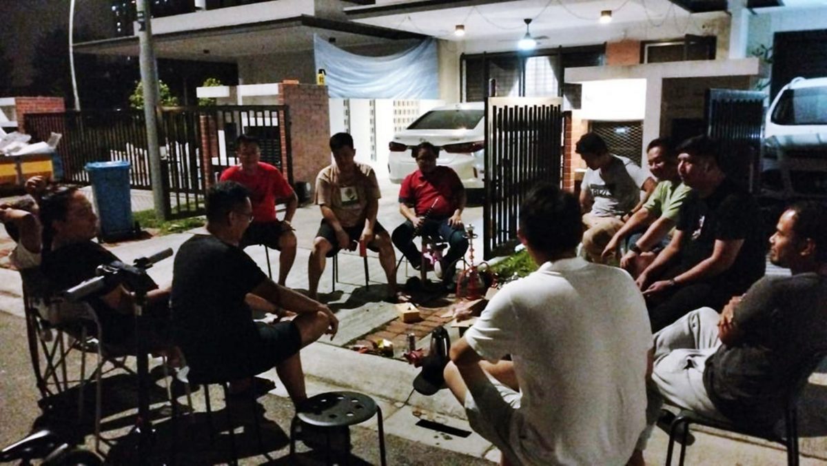 9/4必下∕暖势力/#MZB365稿-住宅区居民同庆佳节/10图