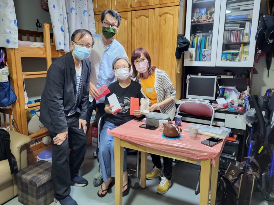 “渐冻人”TVB绿叶医药费吃紧 获薛家燕捐款直呼感动	