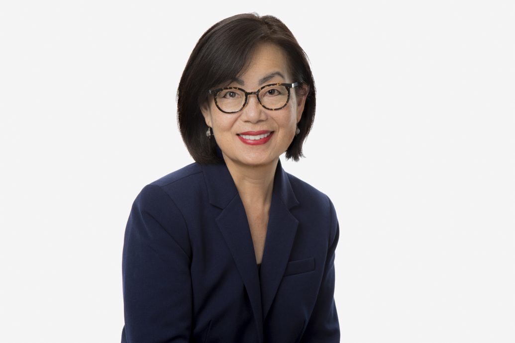 《洛杉矶时报》142年首位女总编 有台湾背景的唐泰芮上任