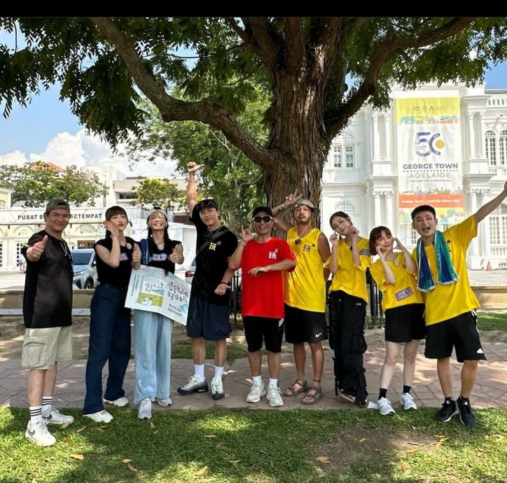 《综艺玩很大》槟城录制爆意外！ 女星滑倒疑尾椎骨折