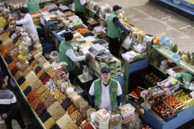 【哈萨克斯坦】阿拉木图──被雪山环绕的苹果之城