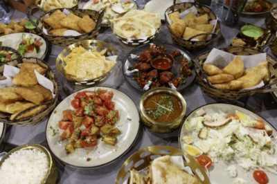 【哈萨克斯坦】阿拉木图──被雪山环绕的苹果之城