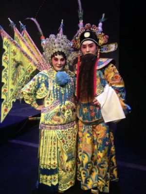 【戏曲香火/02】肩负传承与推广使命,大马粤剧迎来年轻新声