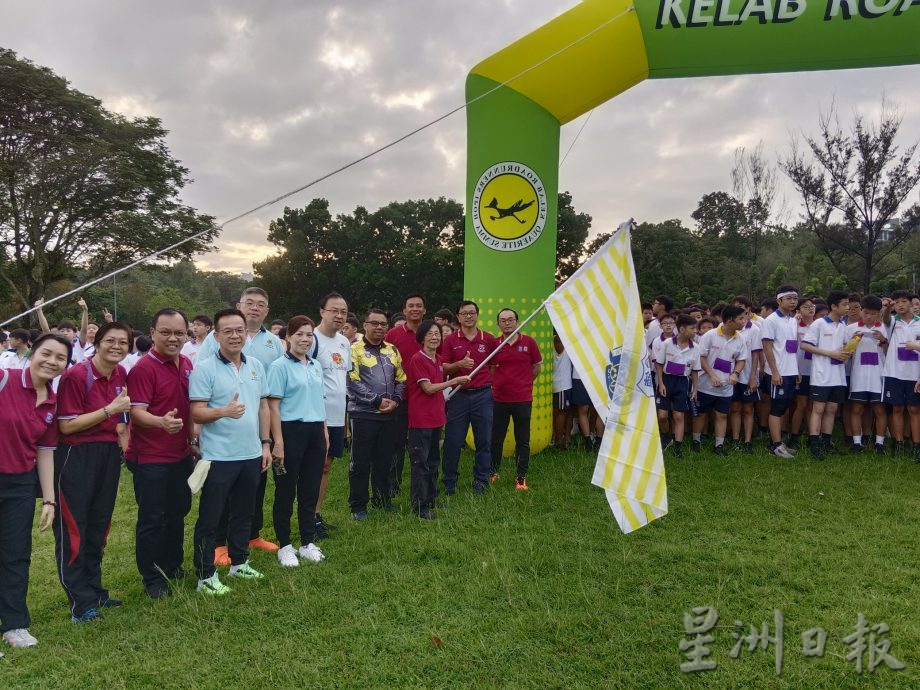 三德华中越野锦标赛暌违3年 1700学生活力满满冲刺
