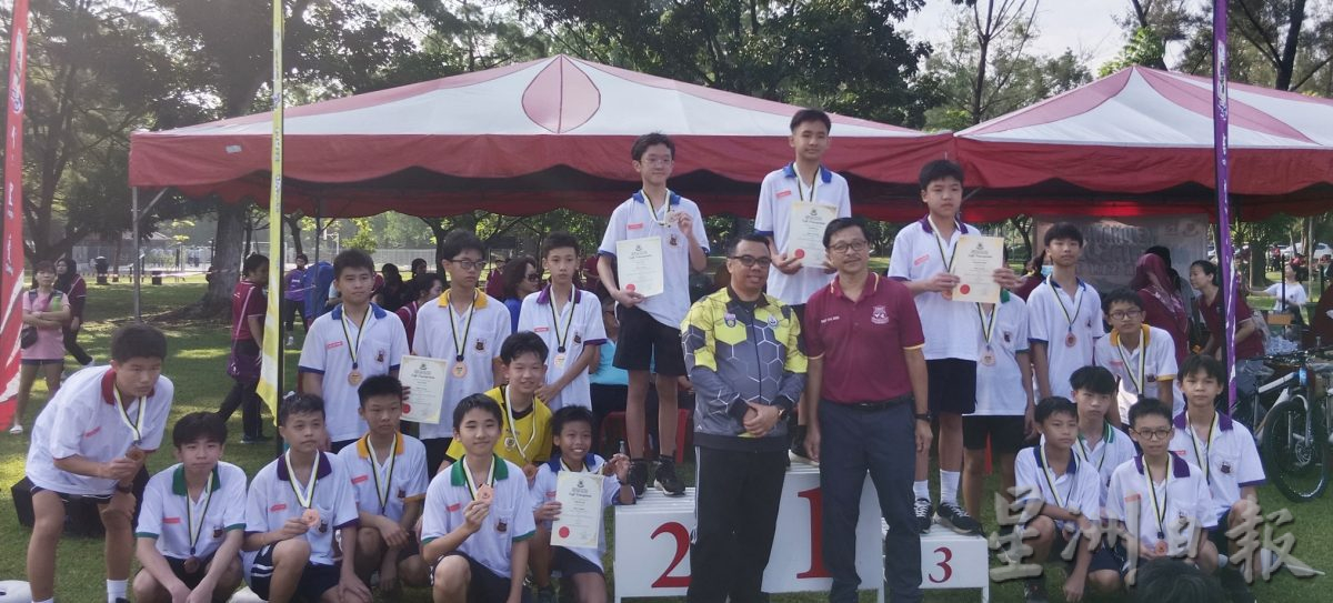 三德华中越野锦标赛暌违3年 1700学生活力满满冲刺
