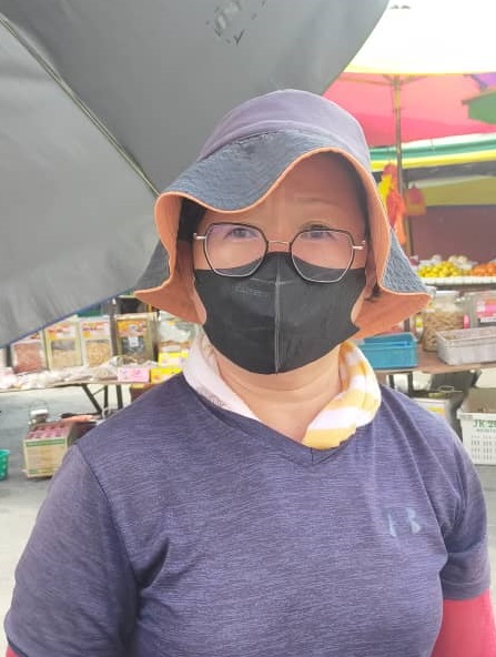 东:天气热也照戴口罩