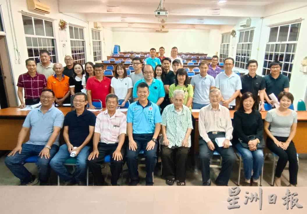 东：直凉华中赞助人会员大会