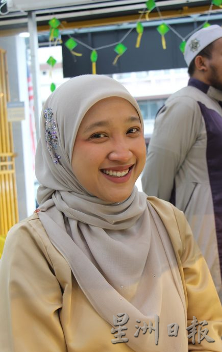 东:金价达历史高位,套现金饰或以旧换新顾客大增