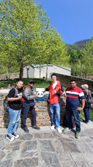 二度探熊猫道再见 奶爸：见她们建康快乐足矣