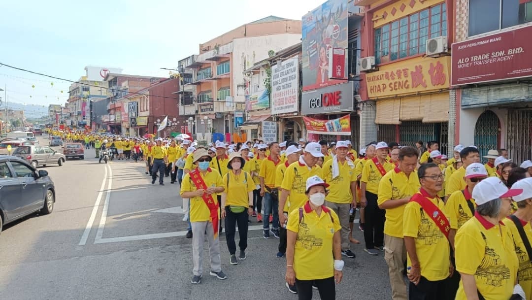供星洲网/淡边海南会馆首次主办神明游行,获近2000人参与