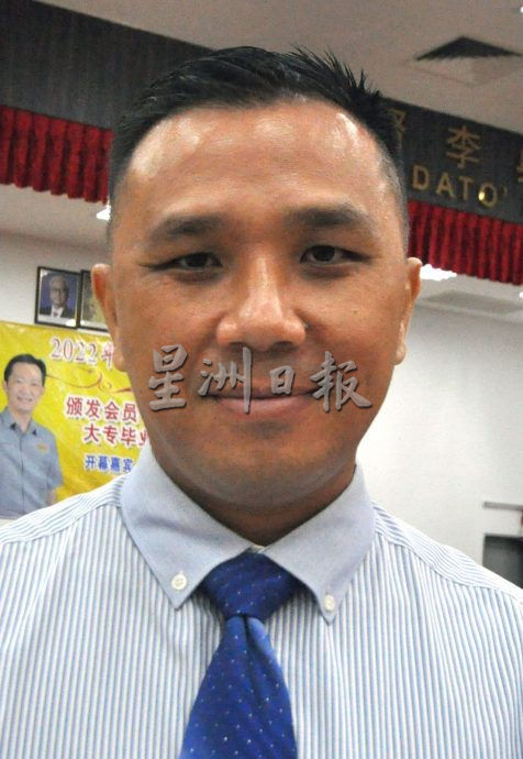 供星洲网/华小缺老师 却来了宗教老师填补?督学:是误会