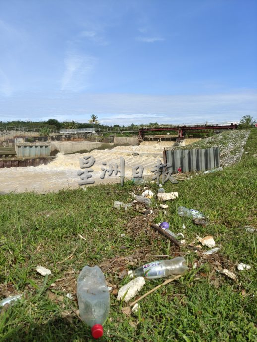 供星洲网：宁宜滤水站又“罢工”！森大臣：勿往河中扔垃圾