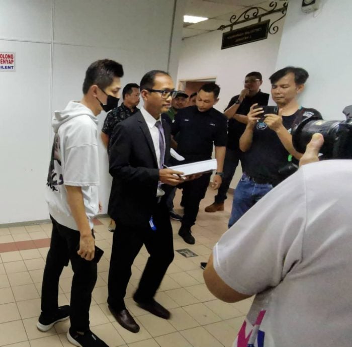 全国:华裔母子与印尼鸨母被控出于行剥削目的,诱骗2女子卖淫