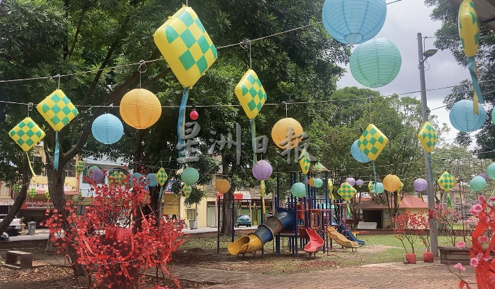 情人道公园交融之美  新春开斋装饰相辉映