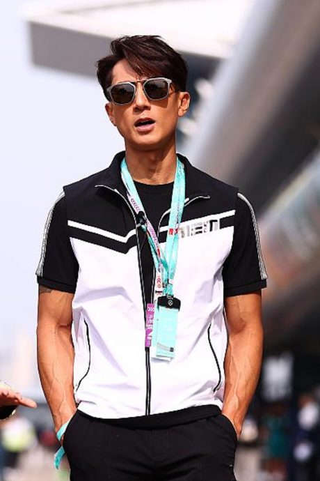 吴尊现身上海赛车场竟无人认出 网:以为郭富城长高了?