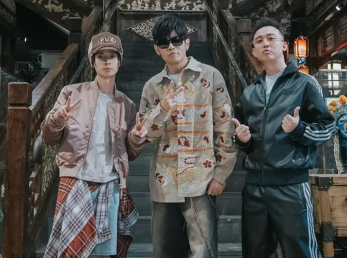 周杰伦首录说唱节目 网民高呼:祖师爷来了