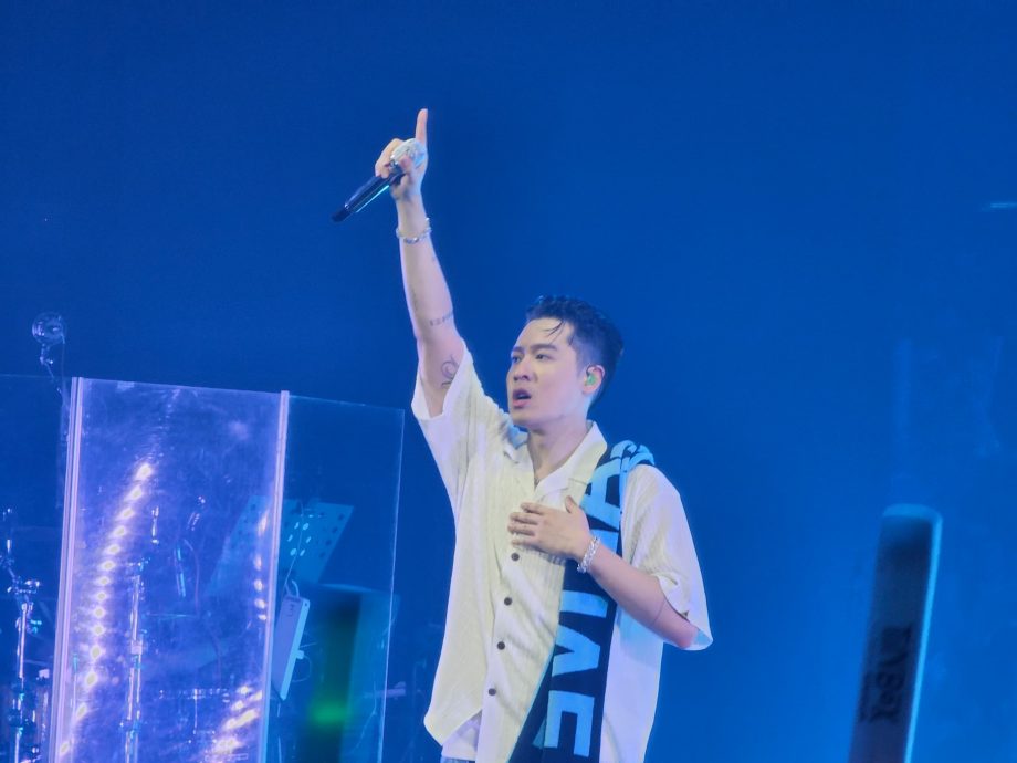 周汤豪自曝开唱前中暑 卖力演出唱湿底裤