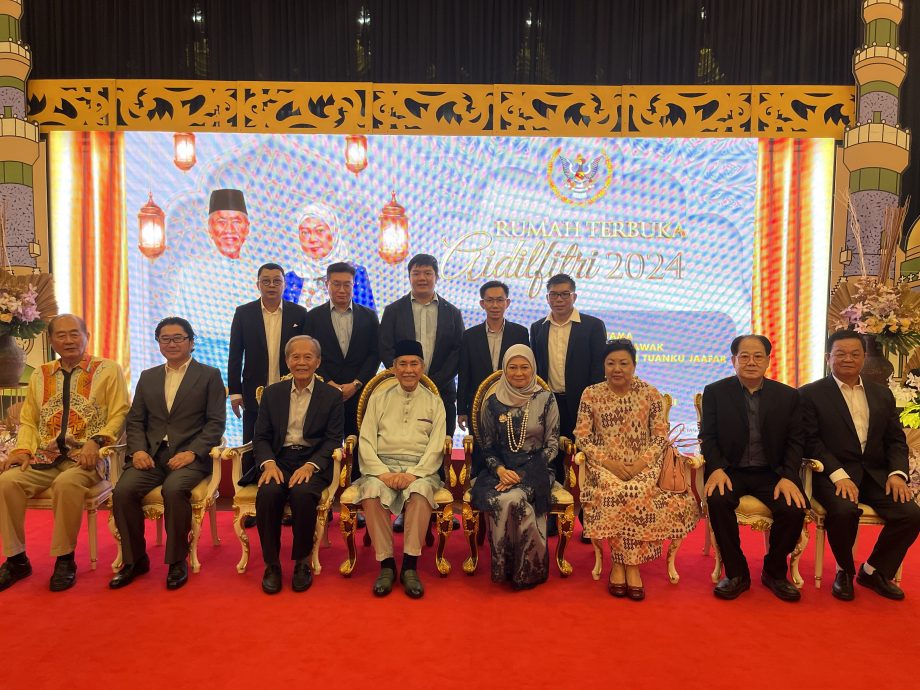 常青集团向砂元首及砂总理贺节