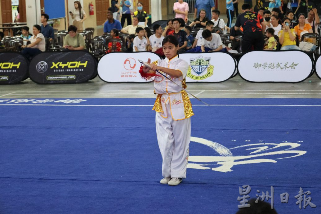 培元独中武术团获中学组总冠军