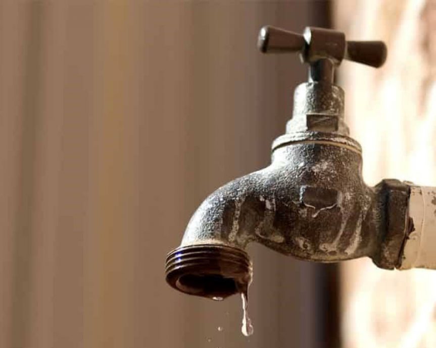 塞车14小时回到丹州!男子:回到家竟没水冲凉