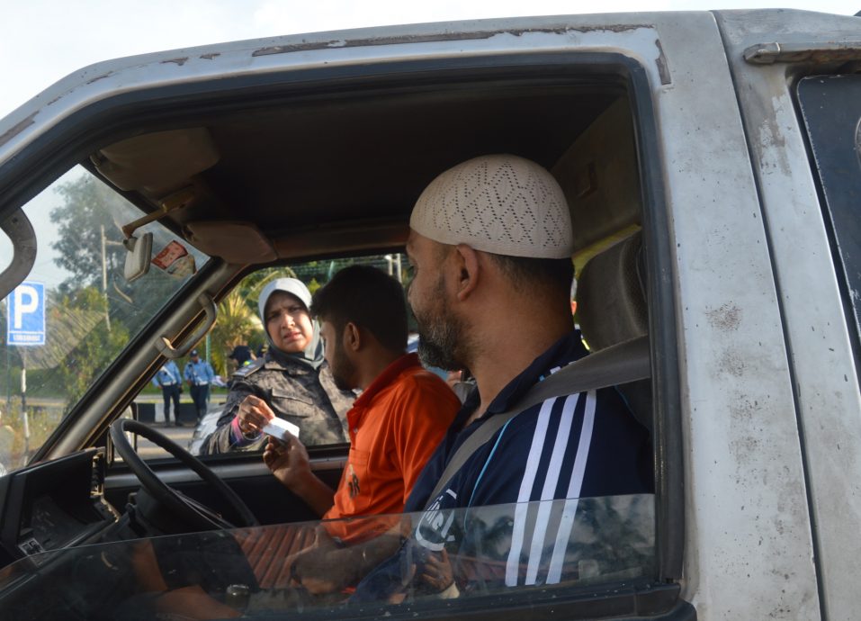 外籍人无牌驾驶猖獗 槟陆交局:雇主车主须担责