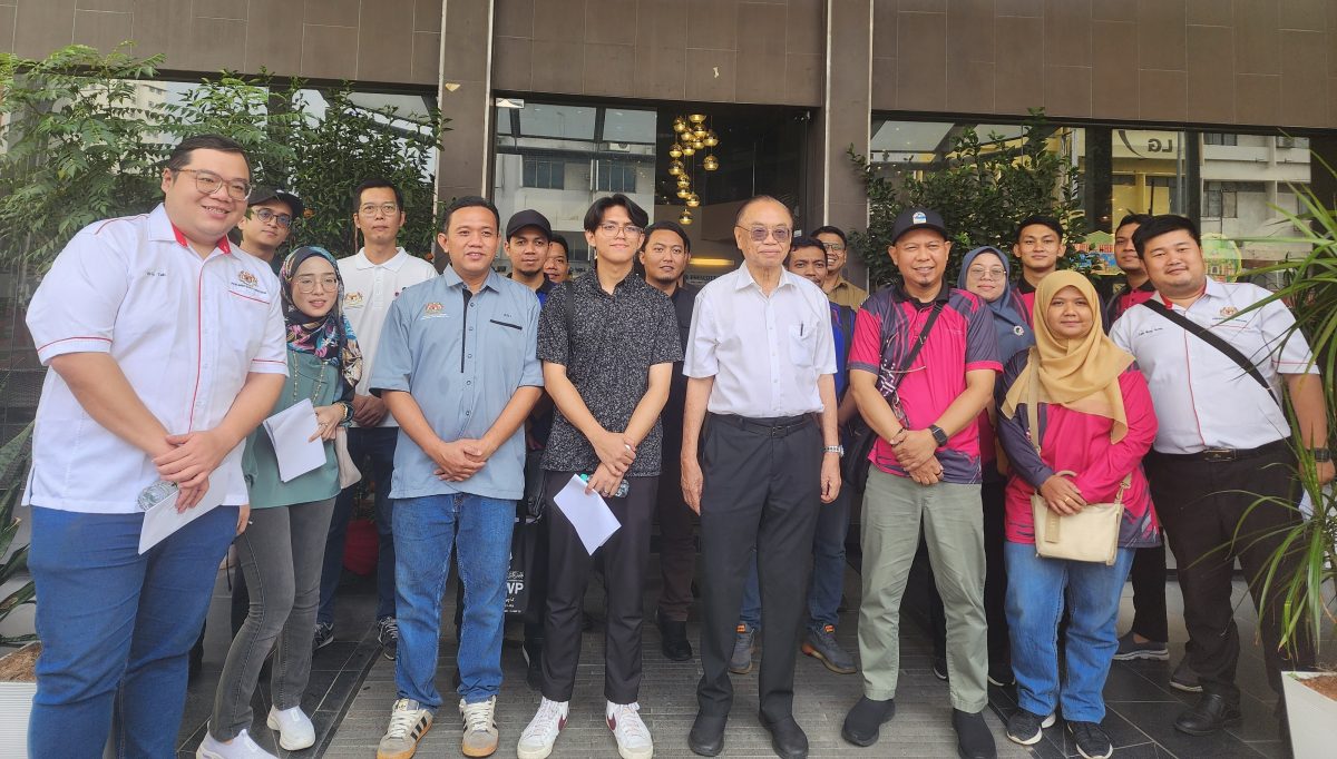 大都会 /家访和提供援助予8户武吉免登国会选区的赤贫家庭/ 5图