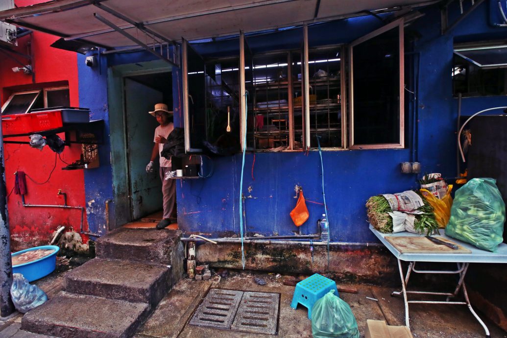 大都会/方贵伦和陈国伟巡视老鼠街