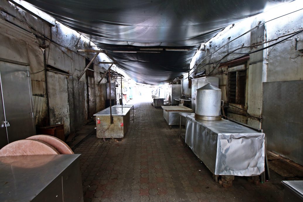 大都会/方贵伦和陈国伟巡视老鼠街