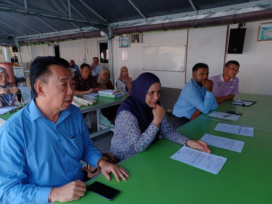 大都会/(主文)加影美华山庄第一期19路27间“危屋”将被拆毁重建