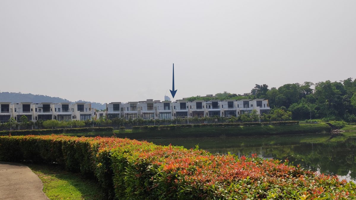 大都会/封面/新街场Lakefields居民投诉滞洪池将被开发/16图